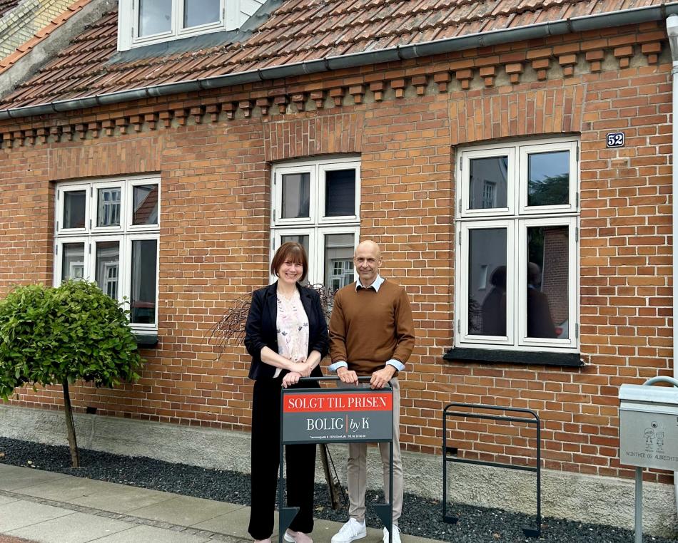 Annika &ndash; s&aelig;lger af Br&uuml;ckersvej 52